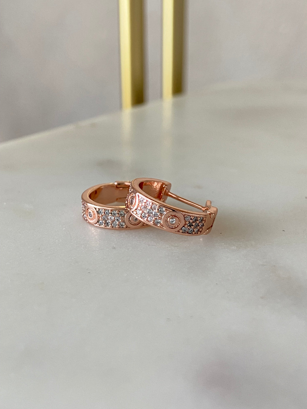 Zirconia rose gold earrings